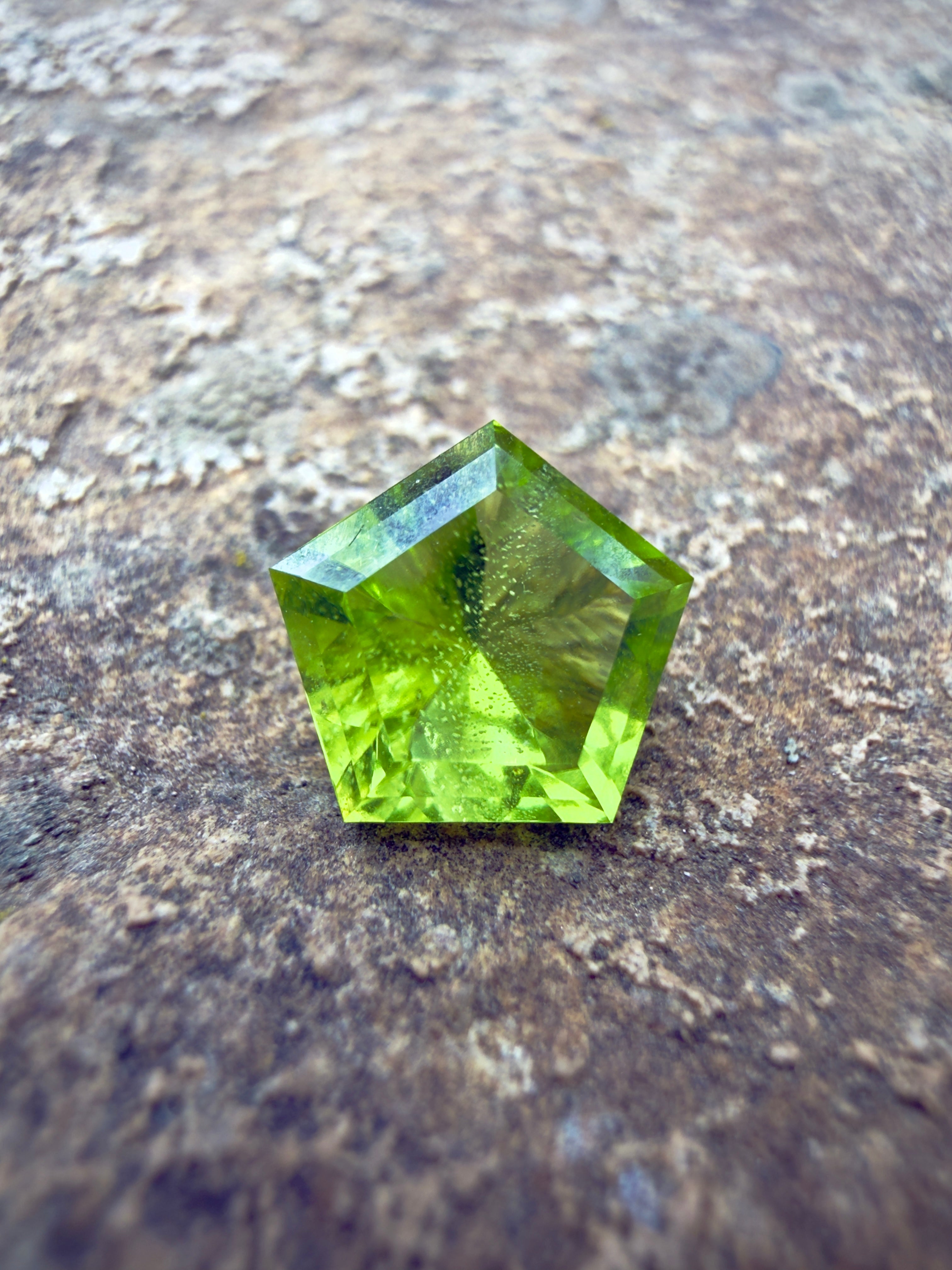 Peridot 2.19cts