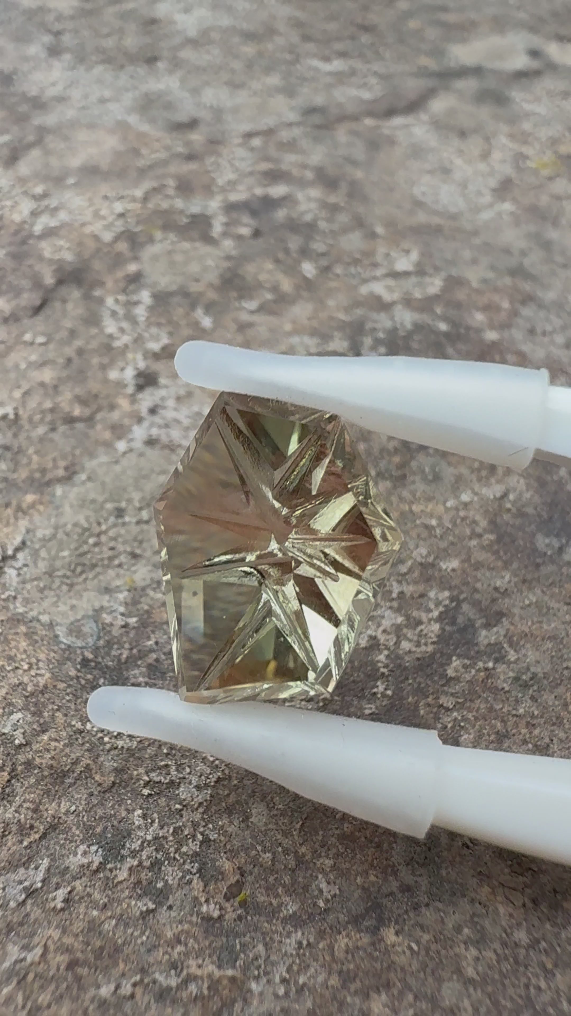 Oregon Sunstone 6.85cts