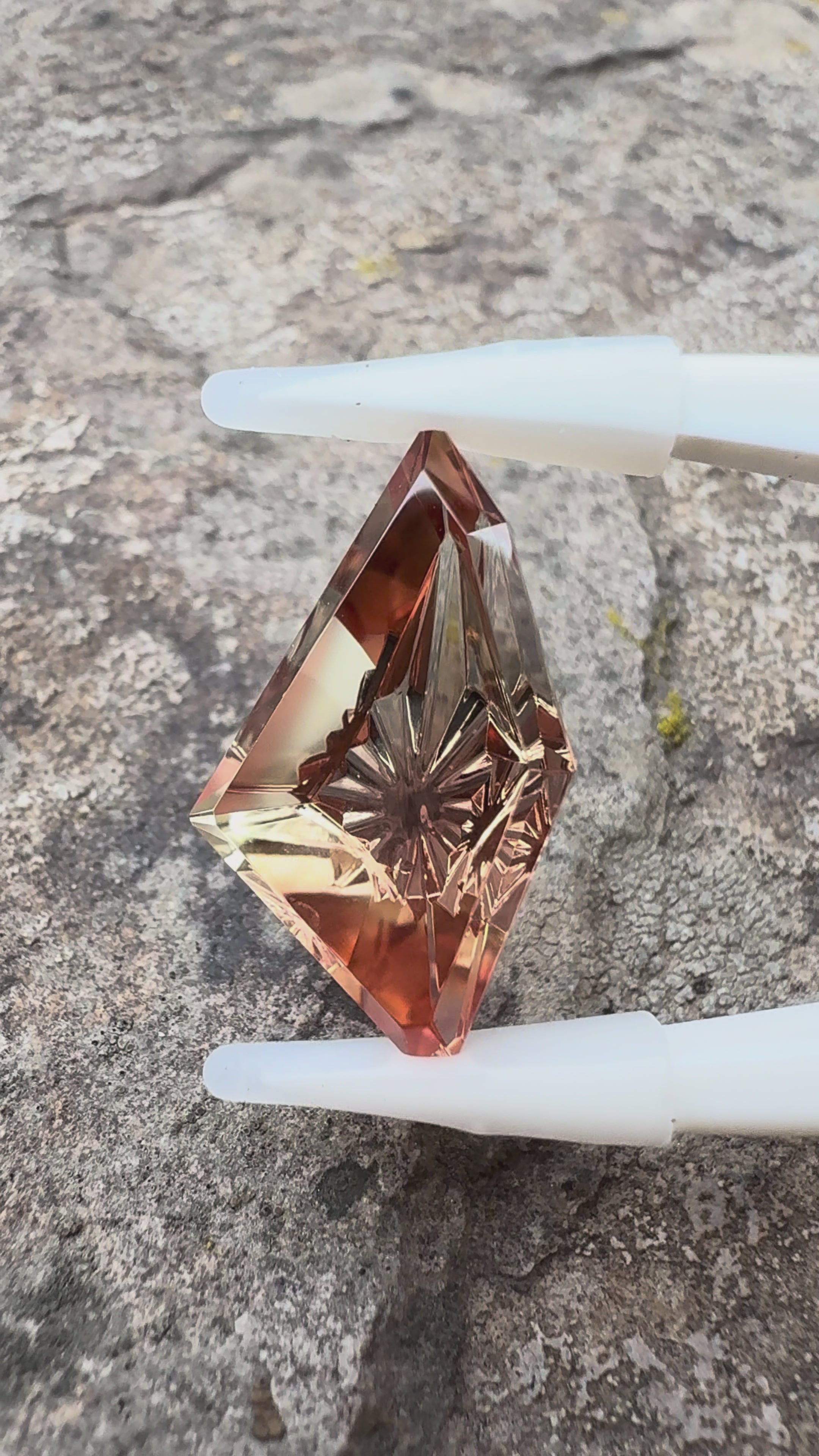 Oregon Sunstone 10.43cts