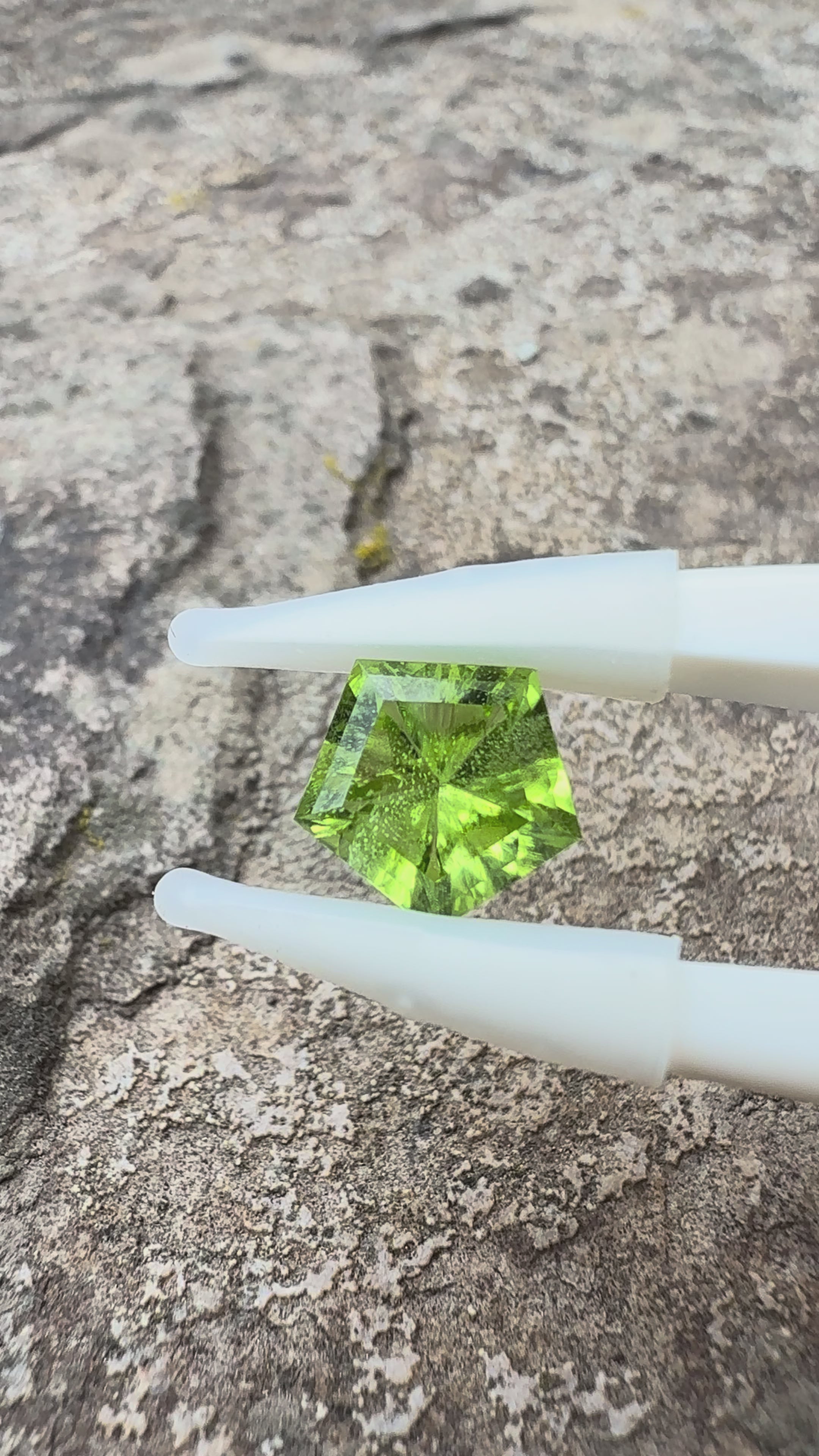Peridot 2.19cts